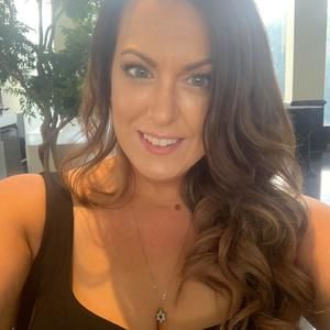 Meet your Posher, Stacy-anne